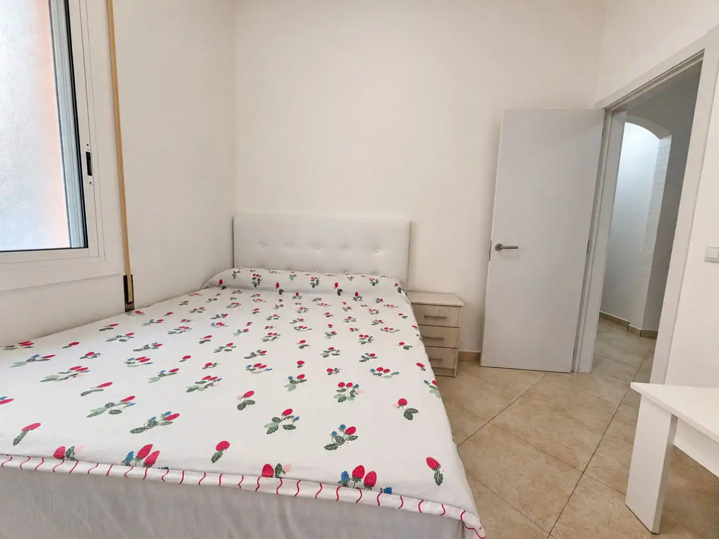 Bedroom of Flat for sale in Riera