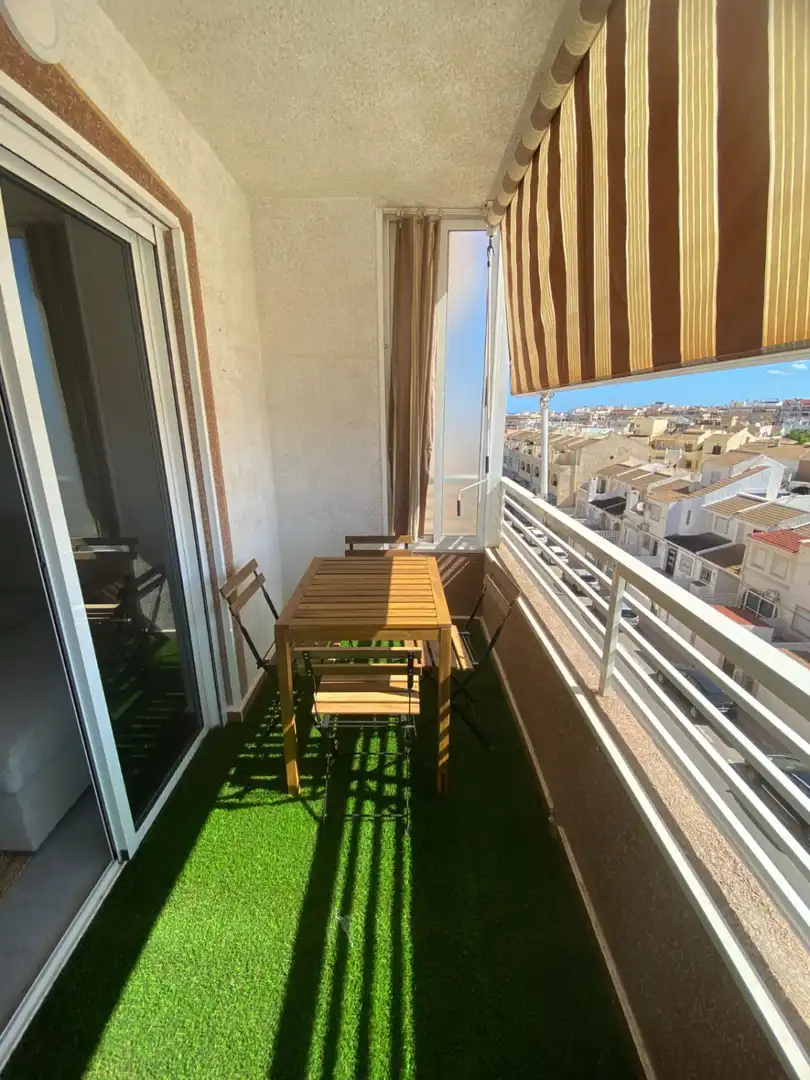 Apartamento de alquiler en Torrevieja, Alicante