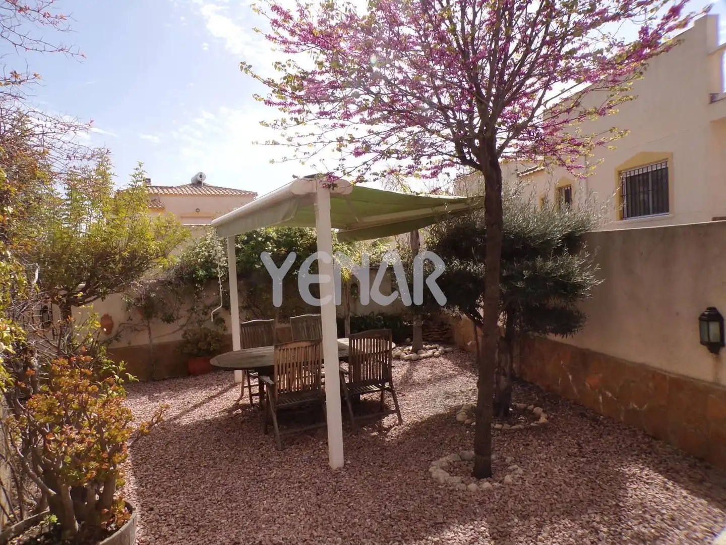 Vista exterior de Casa o chalet en venta en Castalla con Aire acondicionado y Trastero