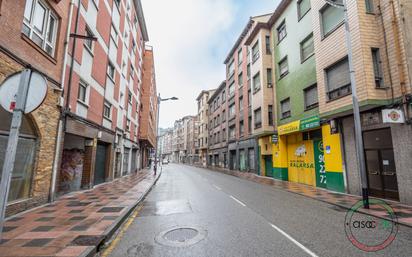 Vista exterior de Pis en venda en Mieres (Asturias)