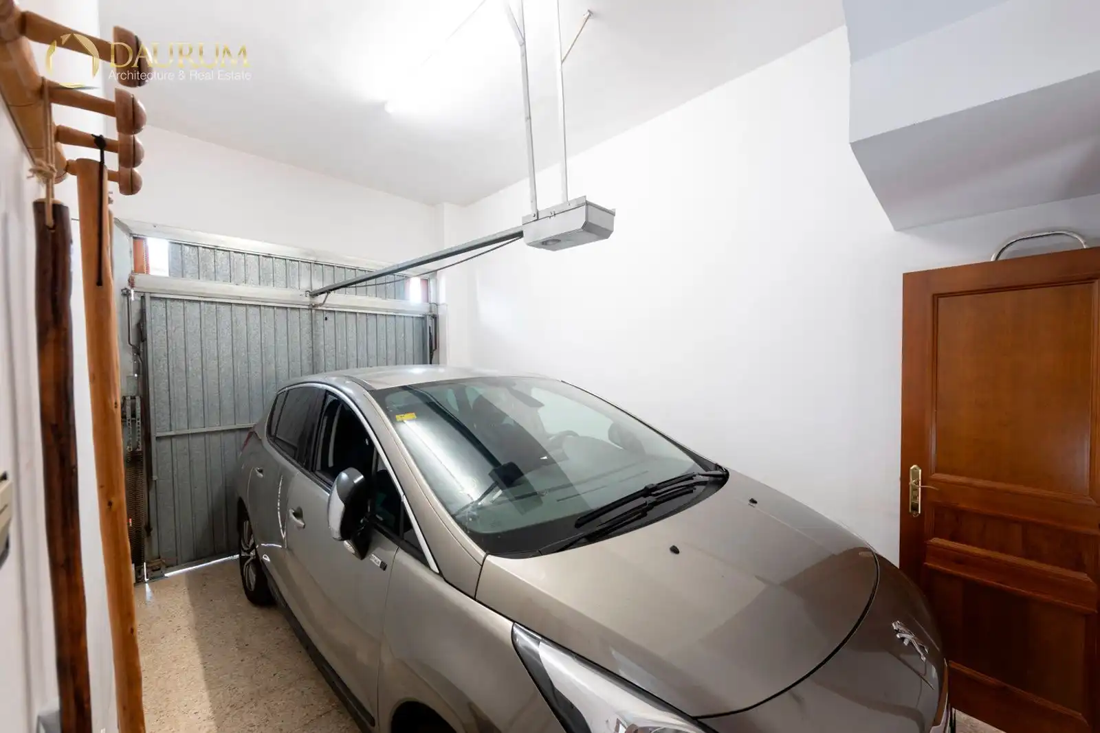 Aparcament de Casa o xalet en venda en Alcalá de Guadaira amb Aire condicionat, Calefacció i Terrassa
