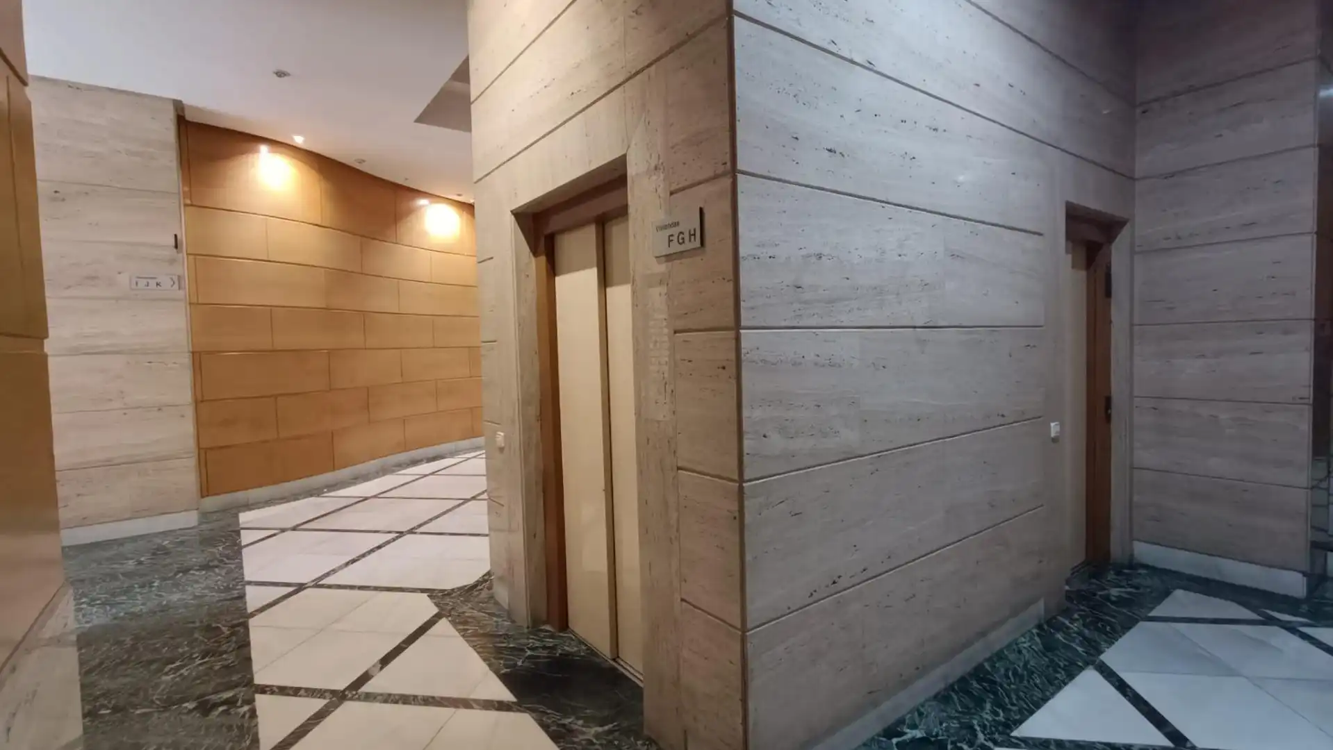 Piso en venta en Zamora Capital  con Calefacción, Parquet y Trastero