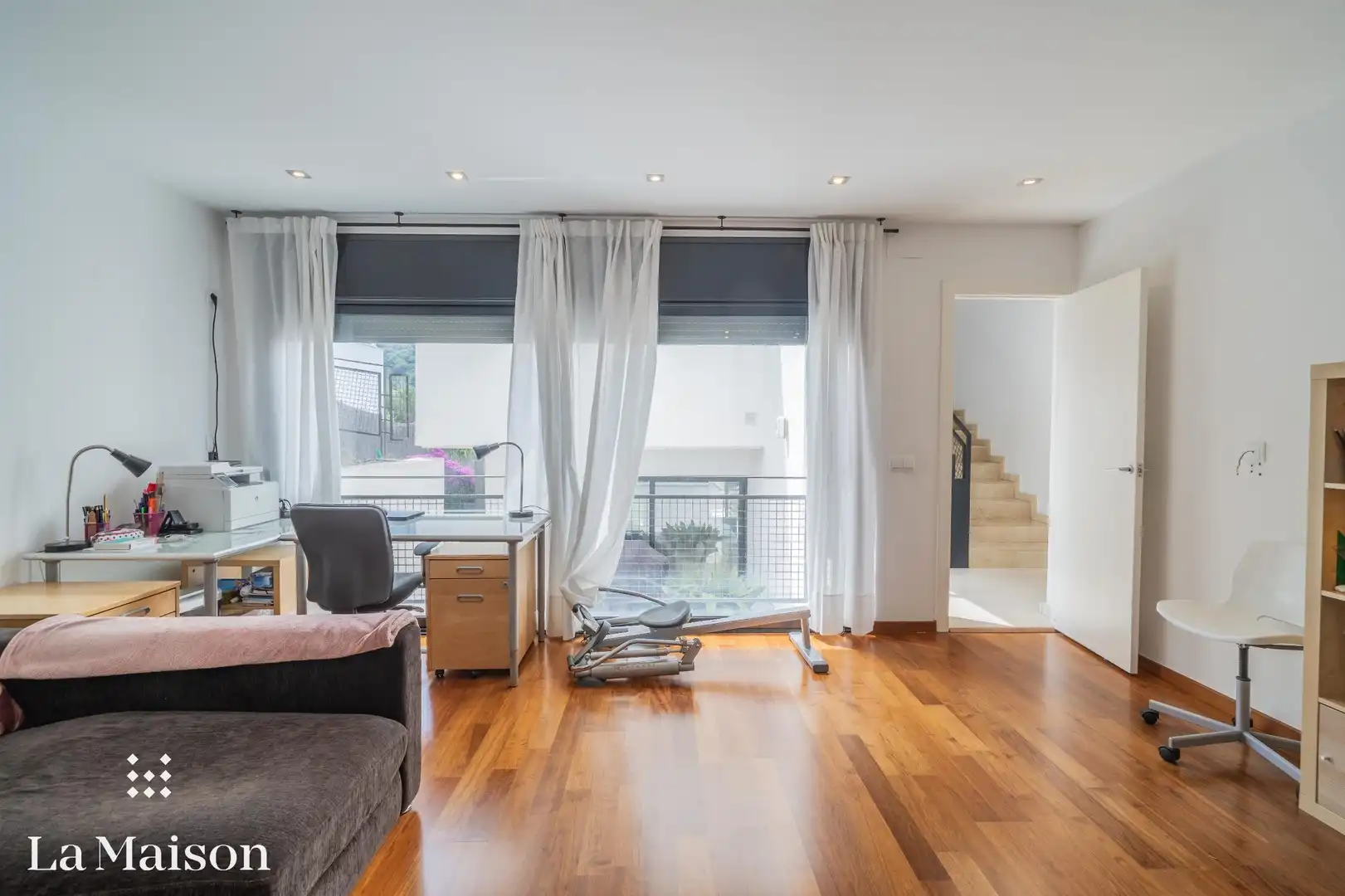 Sala d'estar de Casa o xalet en venda en Vilanova del Vallès amb Jardí privat, Parquet i Terrassa