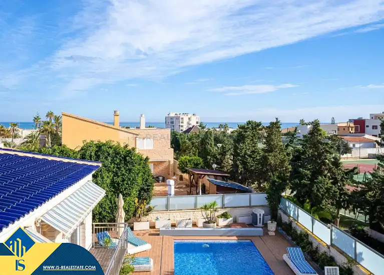 Xalet amb piscina en venda a La Mata, imagen 2