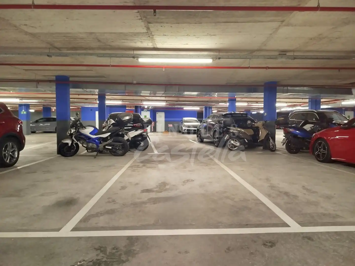 Parkplatz von Wohnung zur Miete in Mataró mit Klimaanlage, Heizung und Terrasse