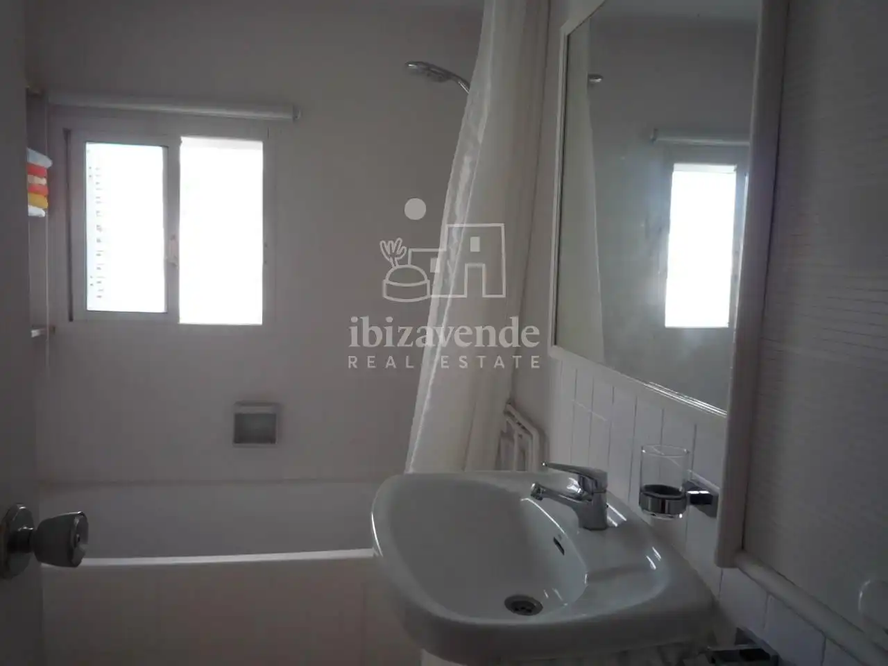 Bany de Àtic en venda en Santa Eulària des Riu amb Aire condicionat, Calefacció i Terrassa