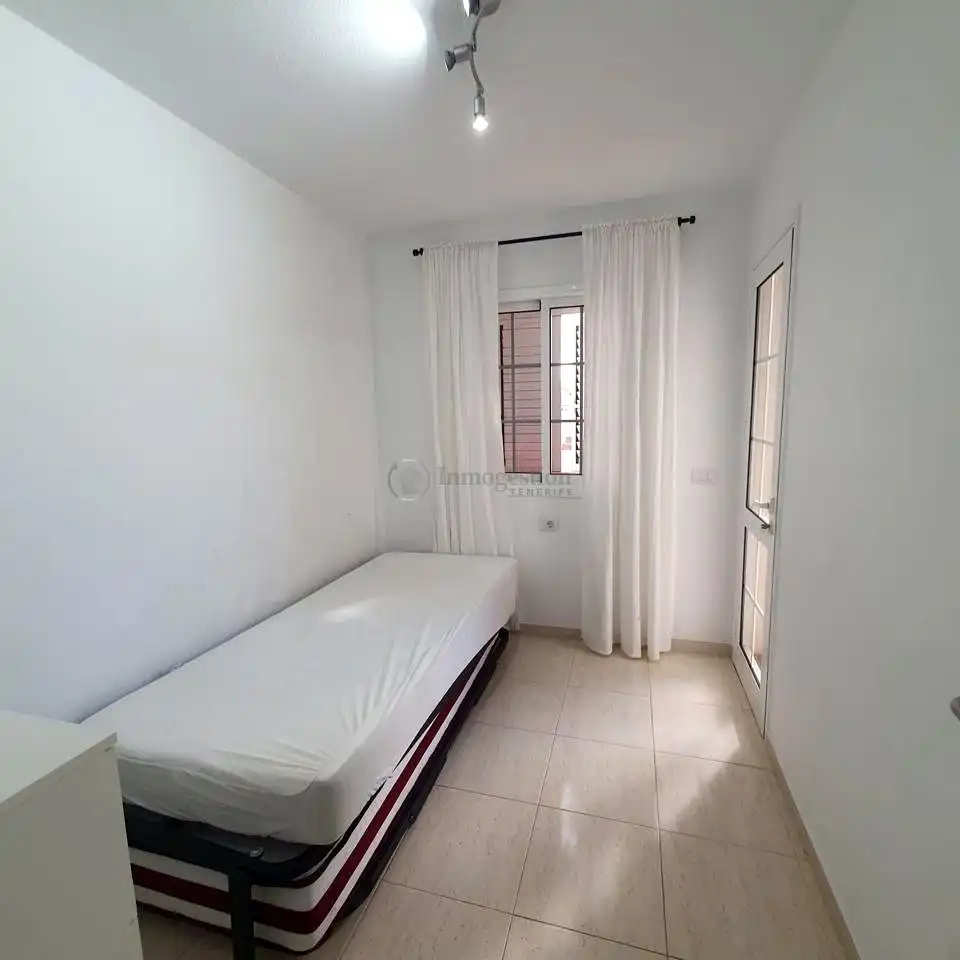 Bedroom of Houses for sale in Granadilla de Abona  with Furnished, Balcony and Community pool