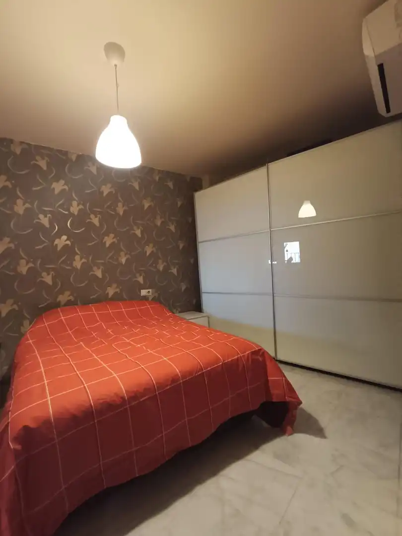 Habitación de Piso en venta en La Algaba con Aire acondicionado