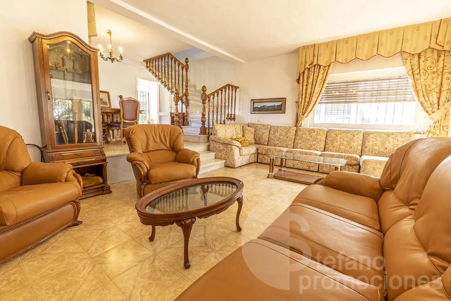 Living room of Houses for sale in Málaga  with Air Conditioner, Private garden and Terrace