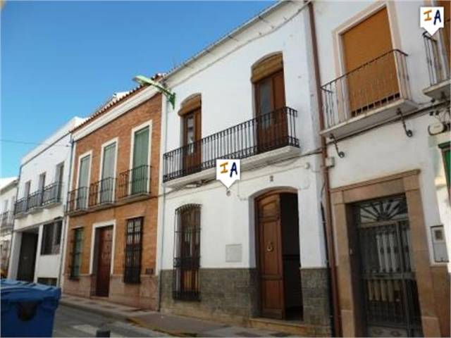 Casa adosada en Venta en Villanueva de Algaidas