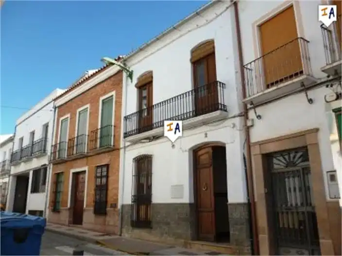 Adossat en venda a Villanueva de Algaidas