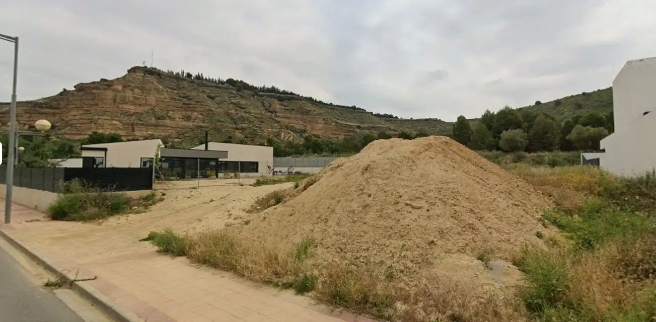 Terreni e lotti in vendita a Monzón, imagen 2