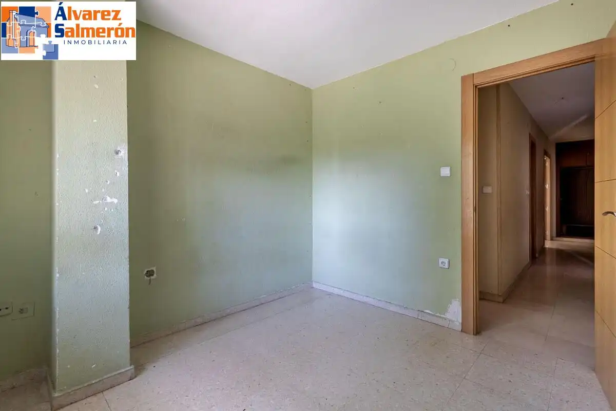 Piso en venta en Calle Bajo de Huétor, Cervantes