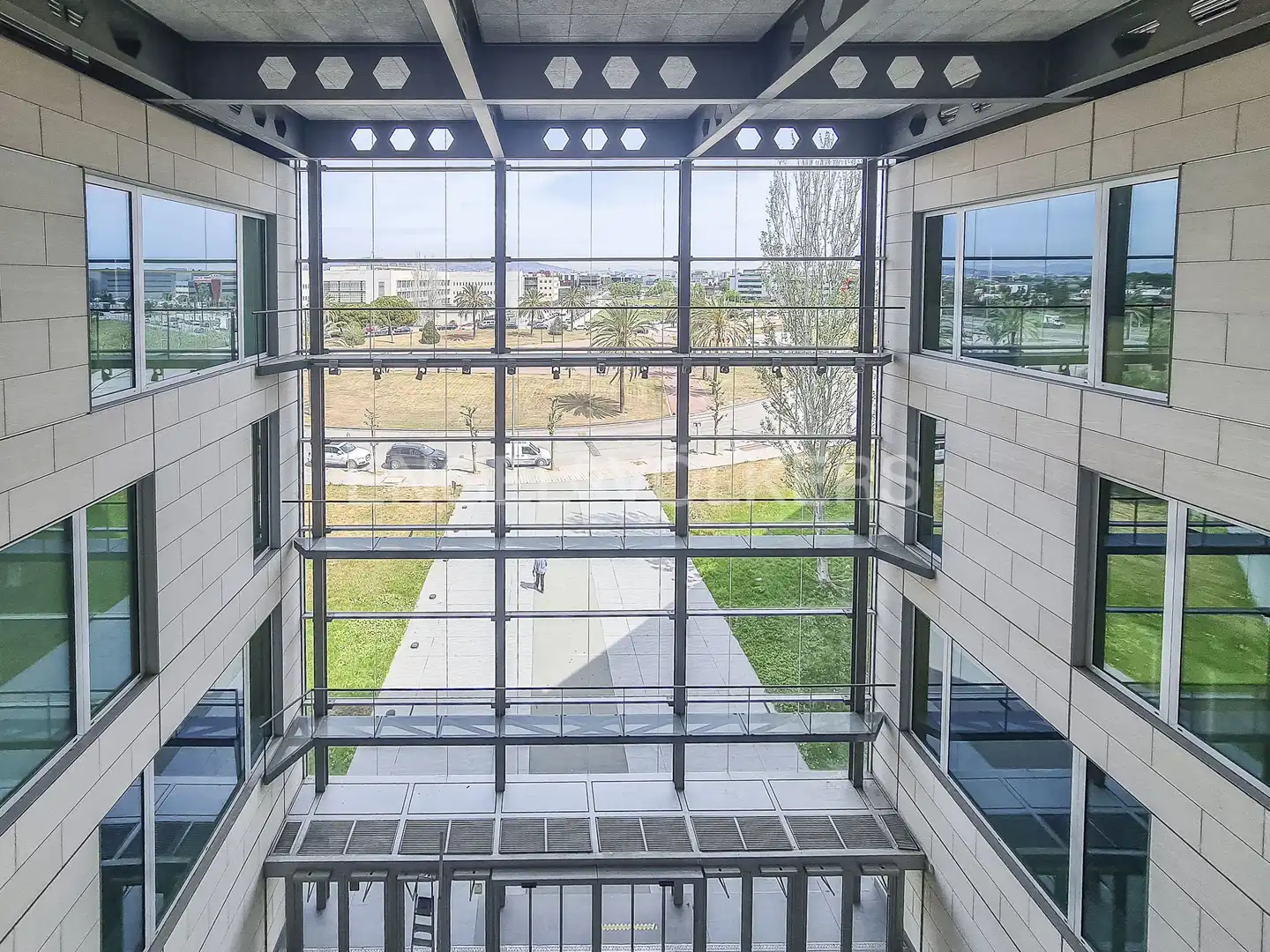 Außenansicht von Gebäude zur Miete in El Prat de Llobregat