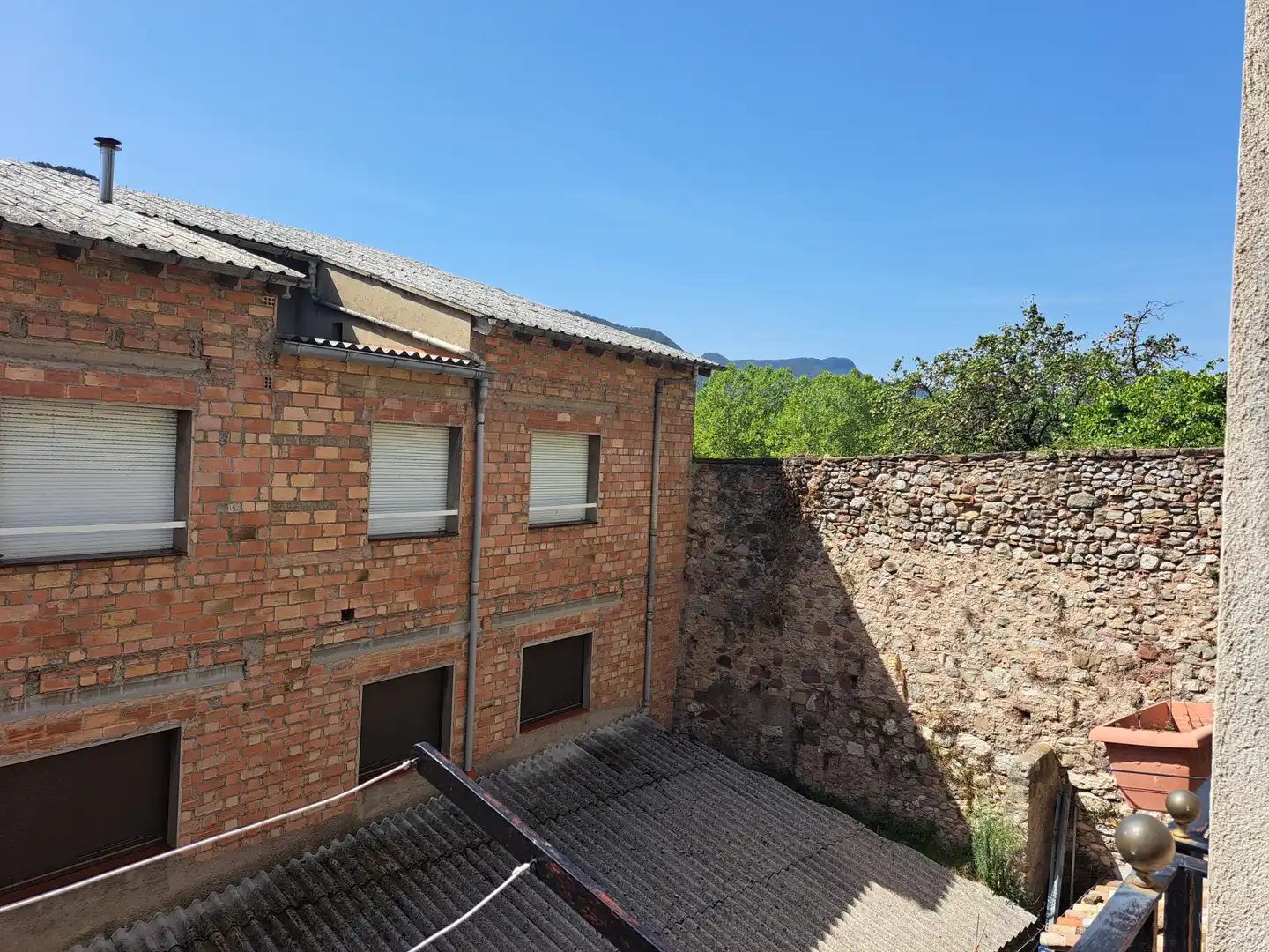 Vista exterior de Apartament en venda en La Pobla de Lillet, Barcelona