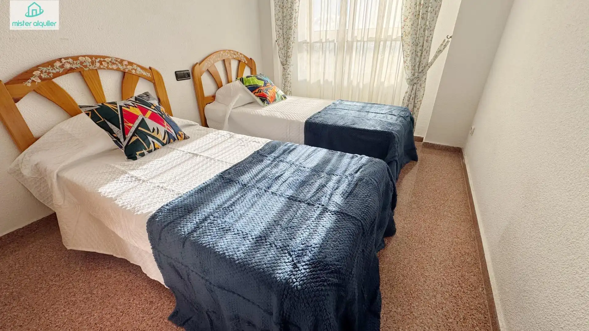Dormitori de Apartament en venda en San Vicente del Raspeig / Sant Vicent del Raspeig amb Aire condicionat, Calefacció i Terrassa