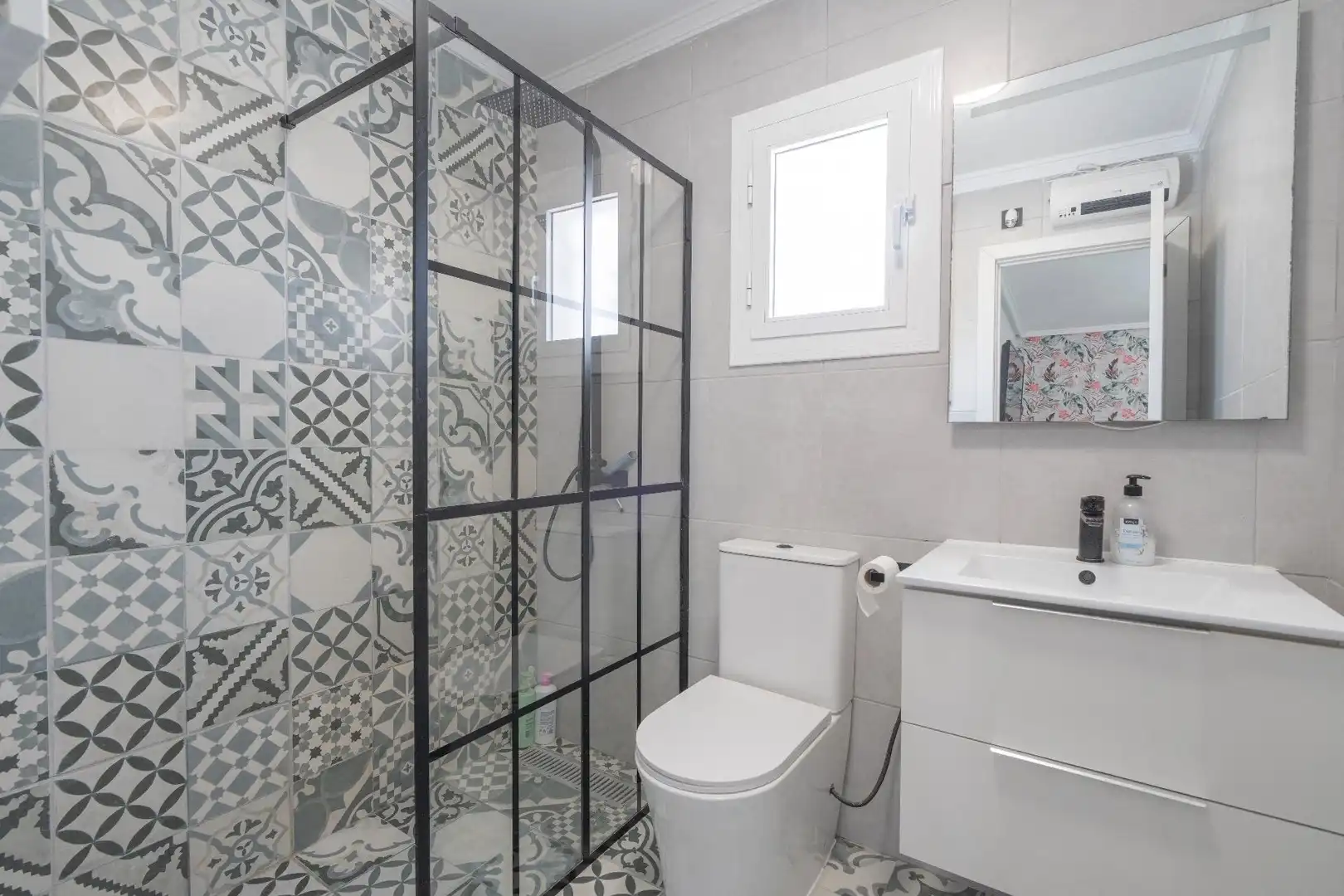 Baño de Casa o chalet en venta en Mazarrón con Aire acondicionado, Calefacción y Jardín privado