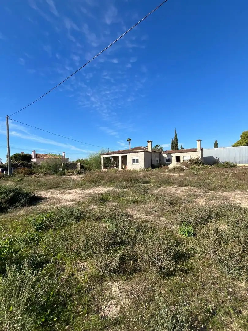 Finca rústica en venta en Crevillent
