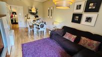 Sala d'estar de Pis en venda en Orihuela amb Aire condicionat, Calefacció i Jardí privat