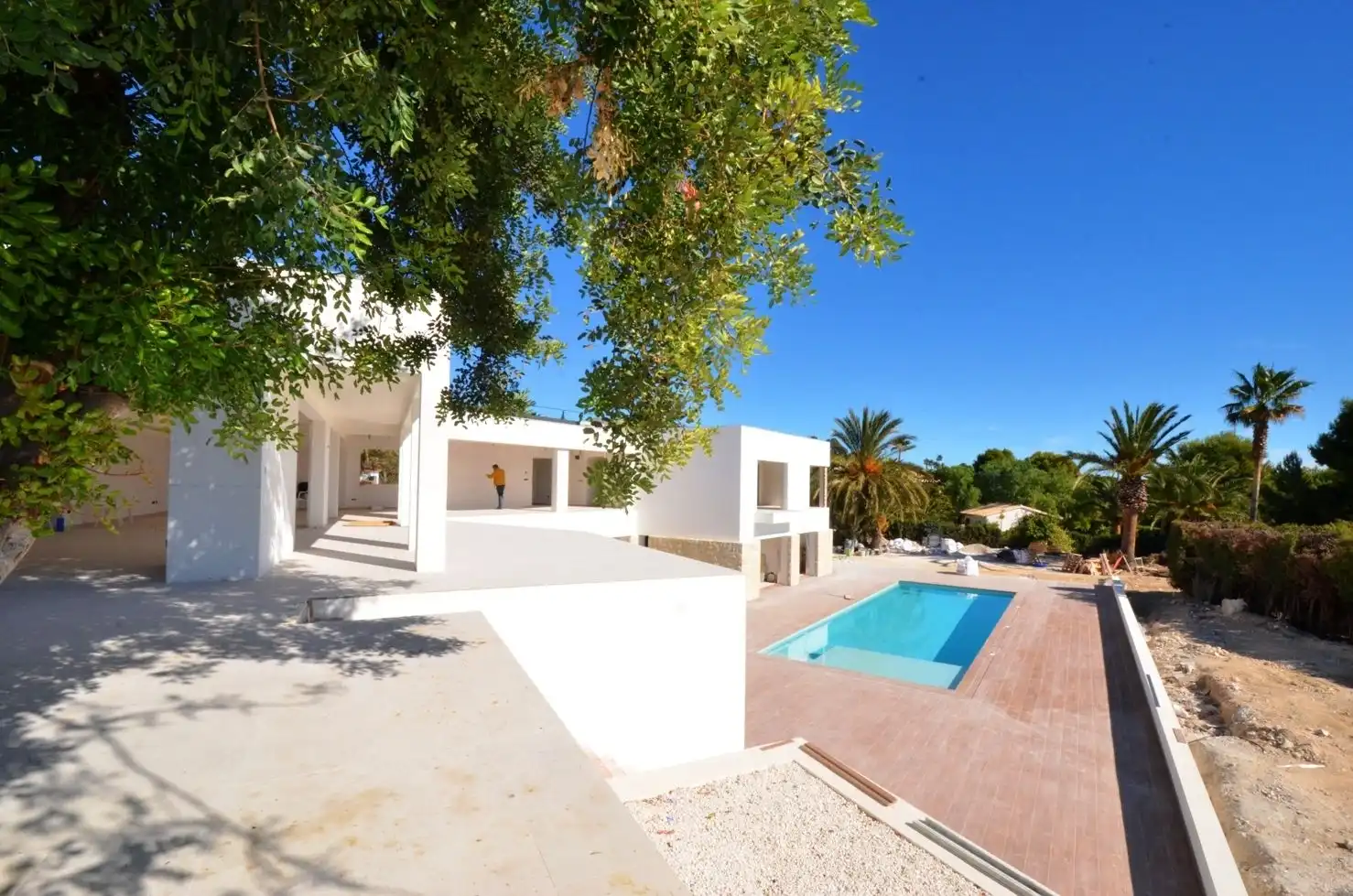 Vista exterior de Casa o xalet en venda en L'Alfàs del Pi amb Aire condicionat, Calefacció i Jardí privat