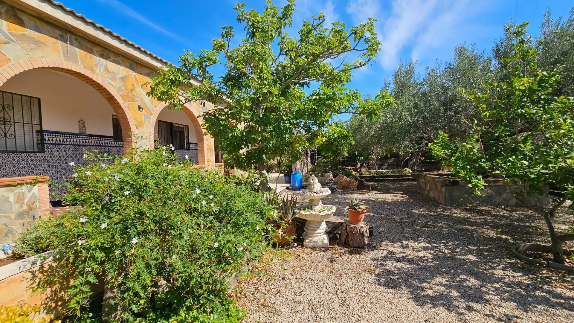 Jardí de Finca rústica en venda en L'Ametlla de Mar  amb Jardí privat, Terrassa i Traster