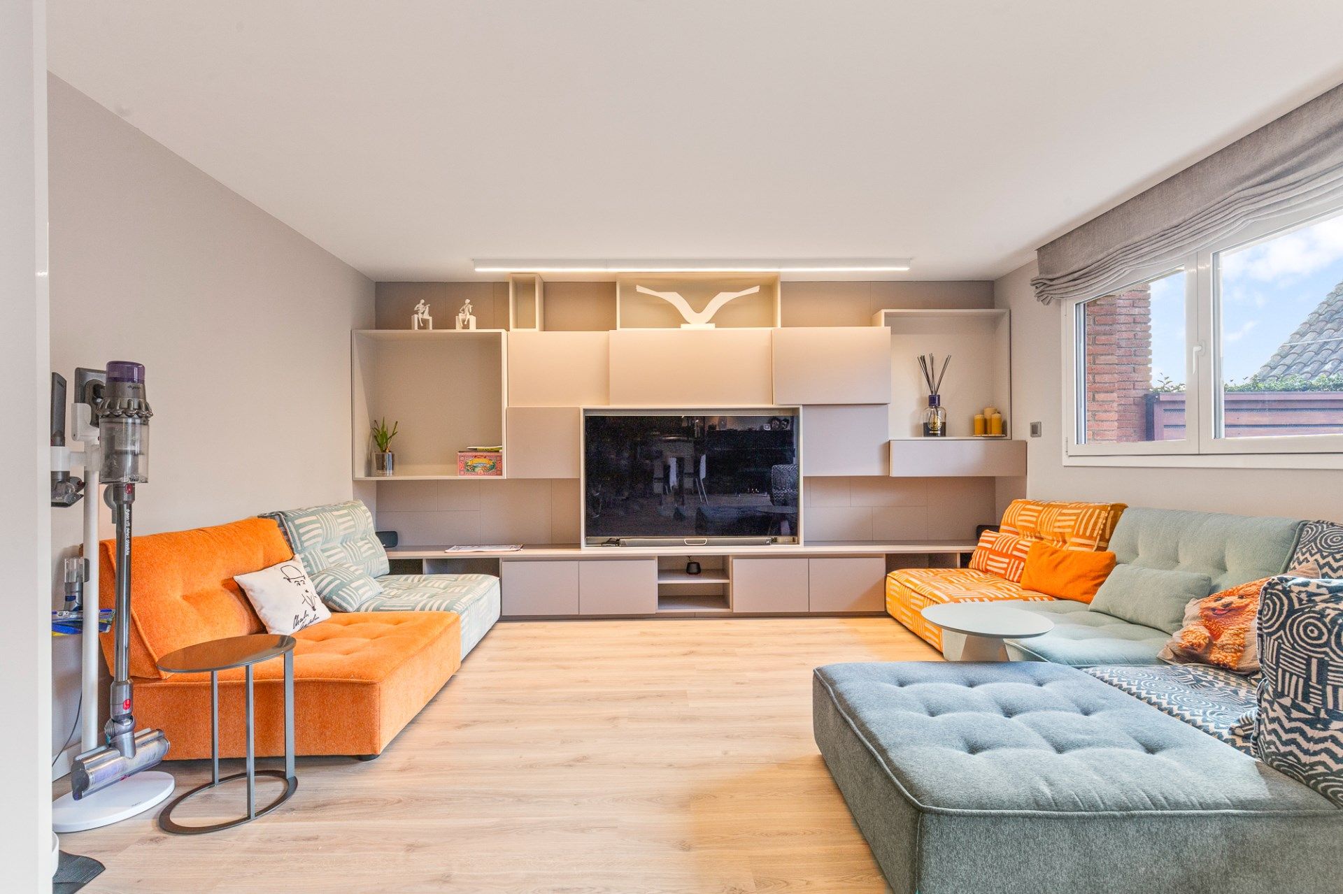 Living room of Country house for sale in Sant Cugat del Vallès  with Air Conditioner, Heating and Terrace