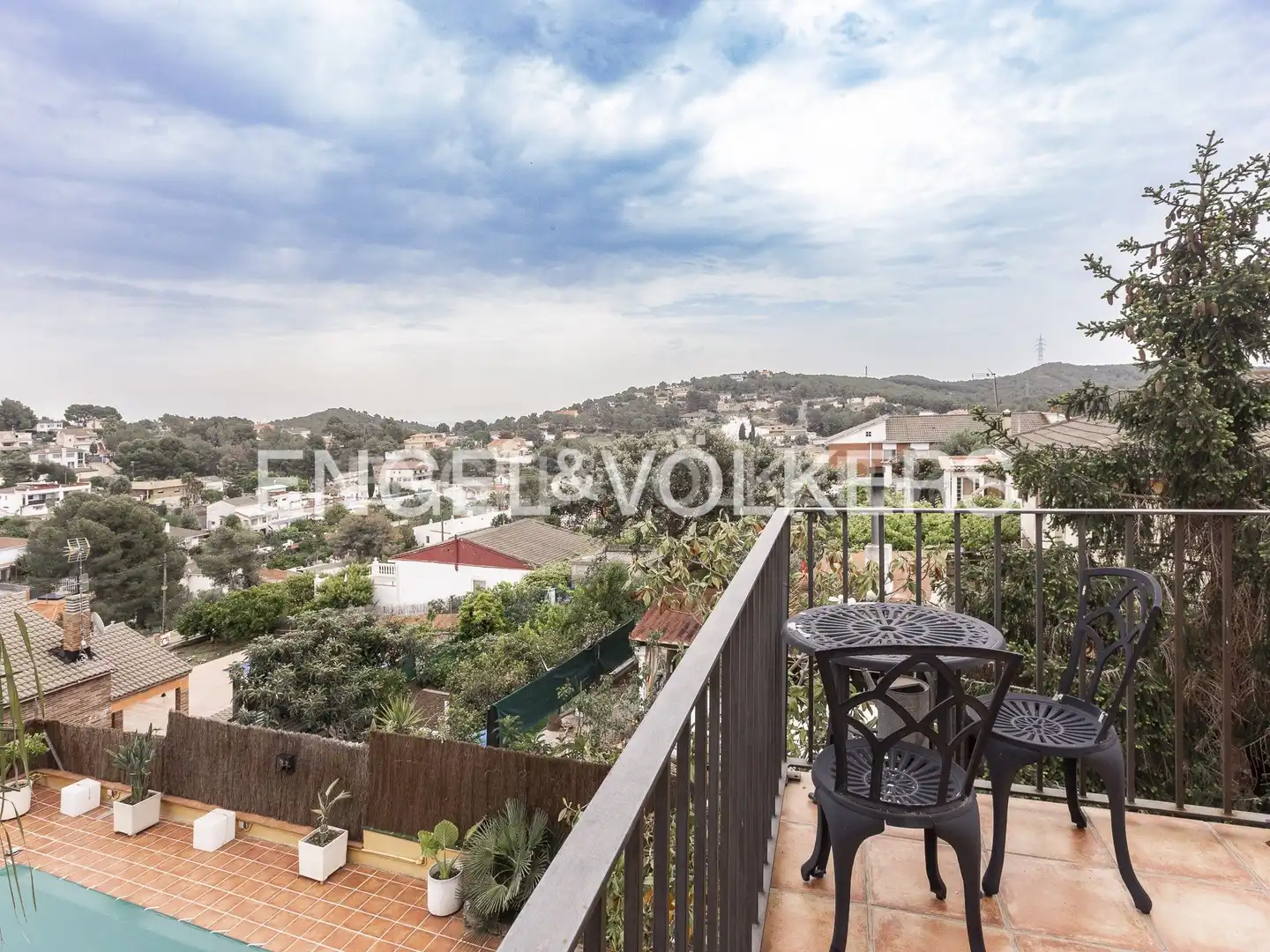 Casa amb terrassa en venda a Costa Cunit - Els Jardins - Els Rosers, imagen 16