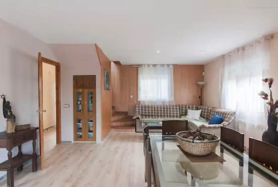 Sala d'estar de Casa o xalet en venda en Olivella amb Aire condicionat, Jardí privat i Terrassa
