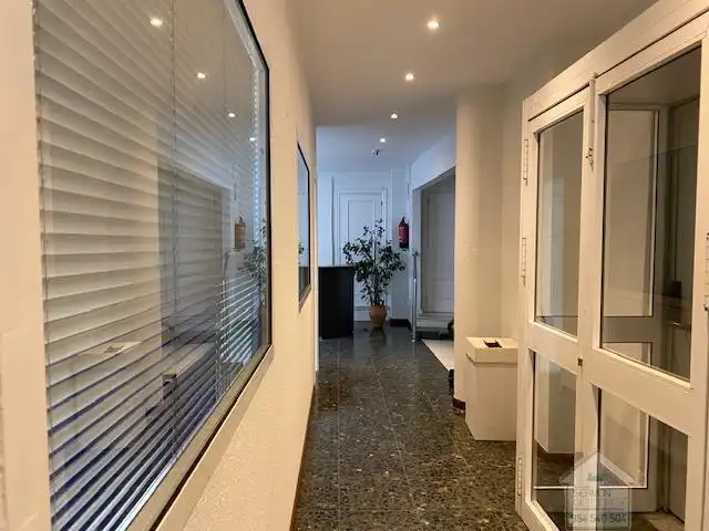 Büro zum Verkauf in Sevilla mit Klimaanlage
