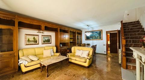 Foto 3 de Casa adosada en venda a Carrer Mallorca, Vinyets - Molí Vell, Barcelona