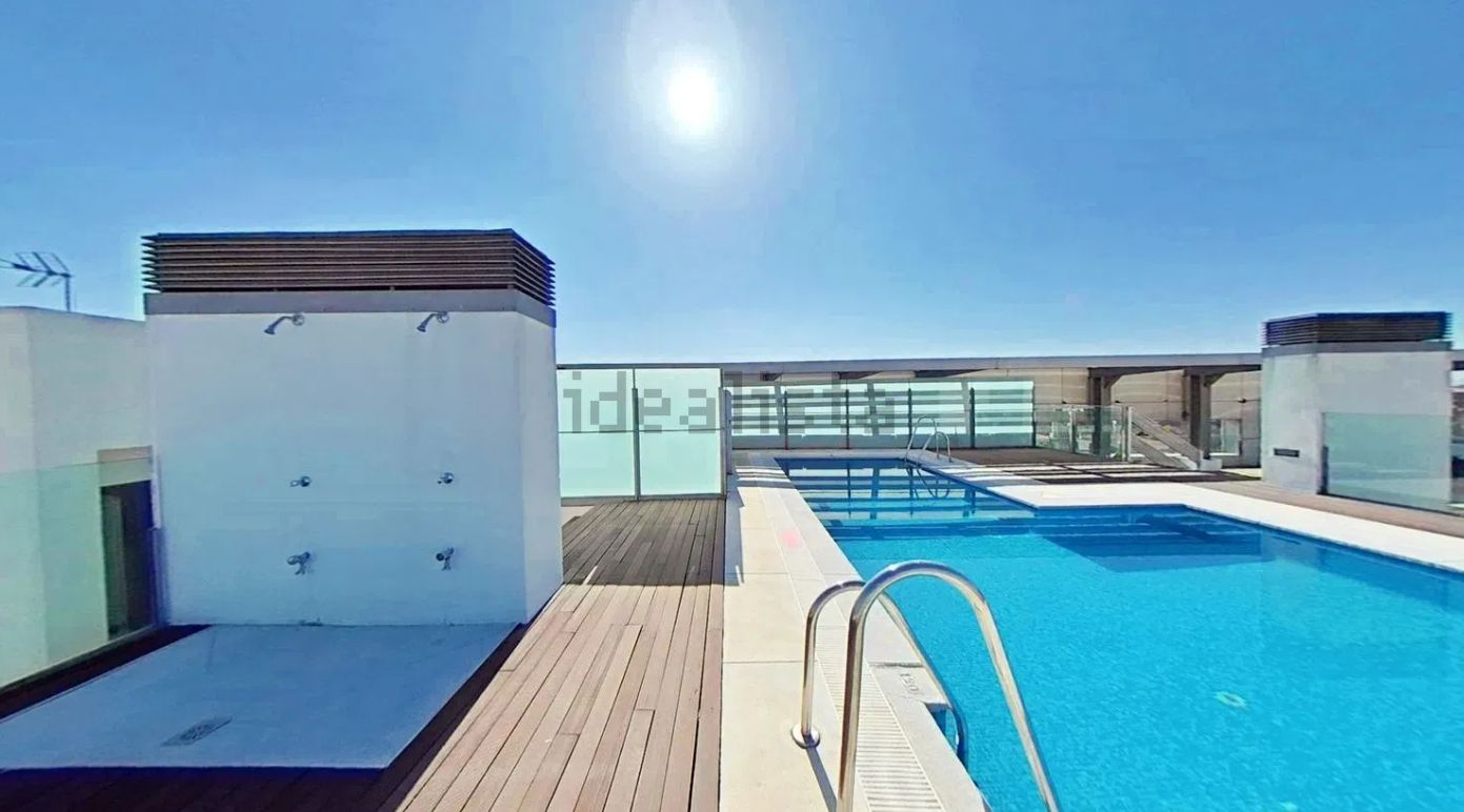 Piscina de Pis en venda en  Córdoba Capital amb Aire condicionat, Calefacció i Parquet