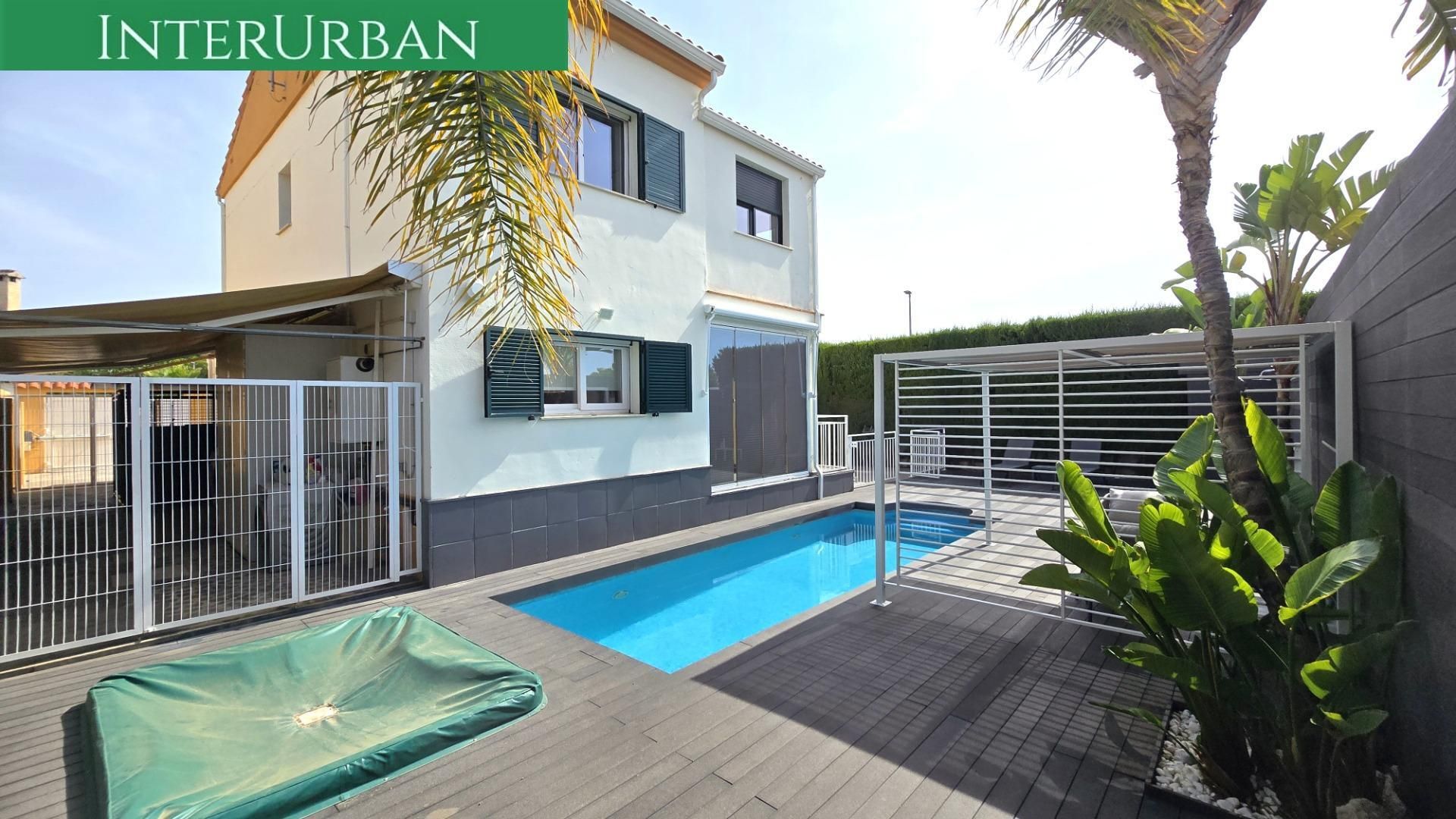 Vista exterior de Casa o chalet en venta en Llíria con Aire acondicionado, Calefacción y Jardín privado