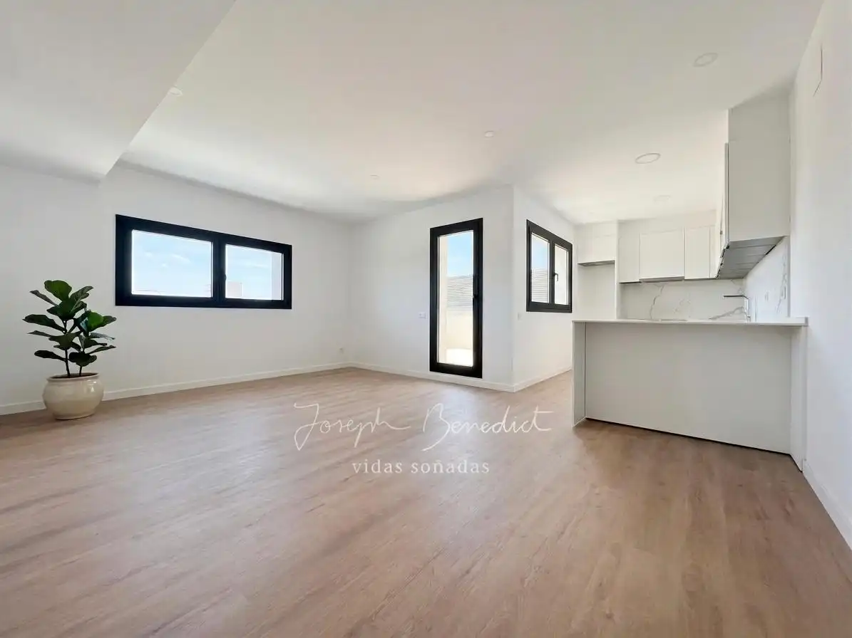 Sala de estar de Ático en venta en Gavà con Aire acondicionado, Calefacción y Parquet