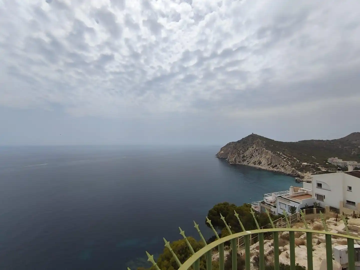 Vista exterior de Apartamento en venta en Benidorm con Aire acondicionado, Terraza y Balcón