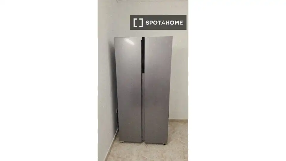 Vista exterior de Piso para compartir en Mutxamel con Aire acondicionado, Terraza y Amueblado