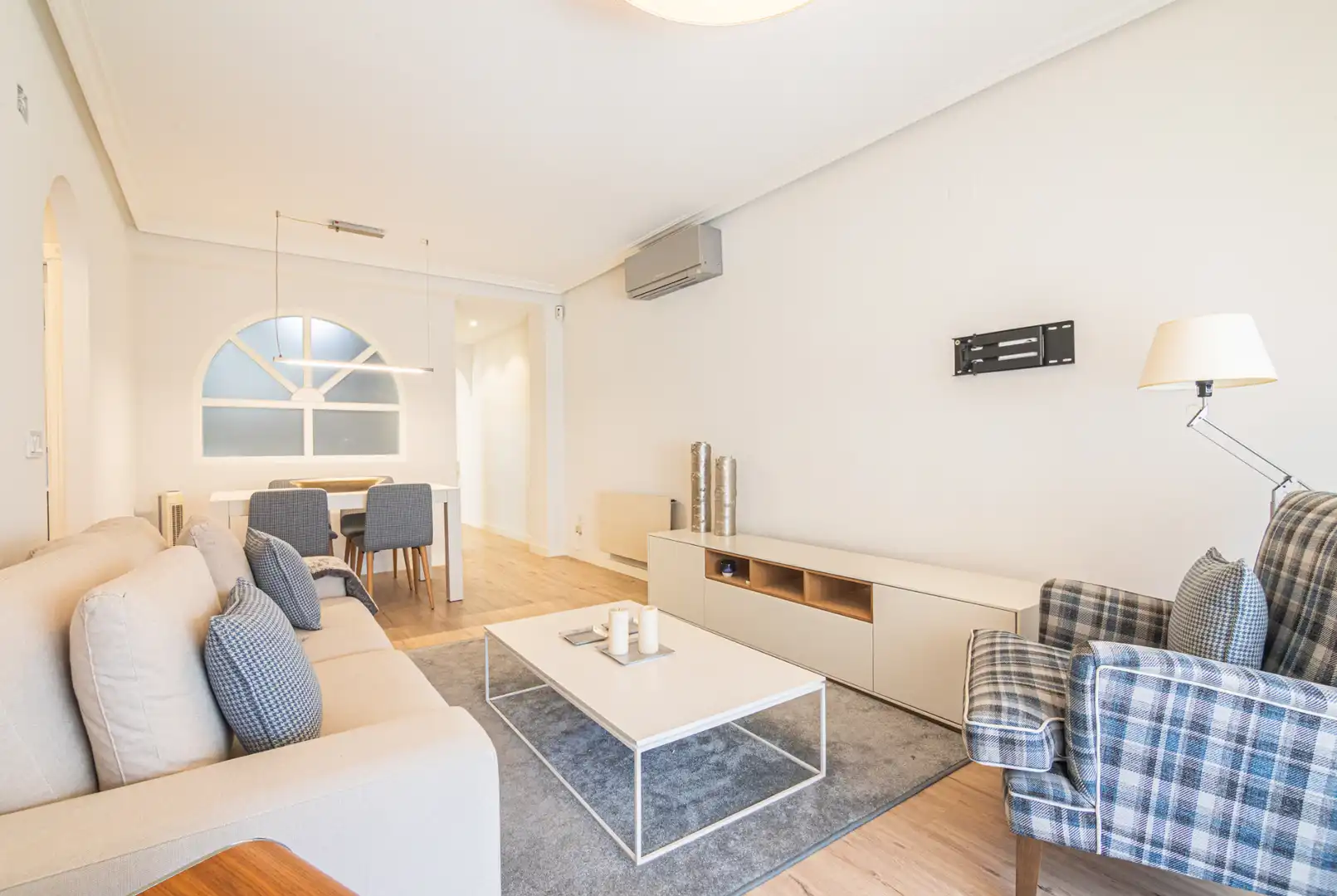 Sala de estar de Piso en venta en Santa Pola con Aire acondicionado y Amueblado