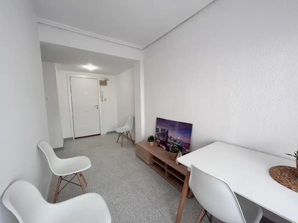 Habitació a BARCELONA, 6, Puçol Ciudad