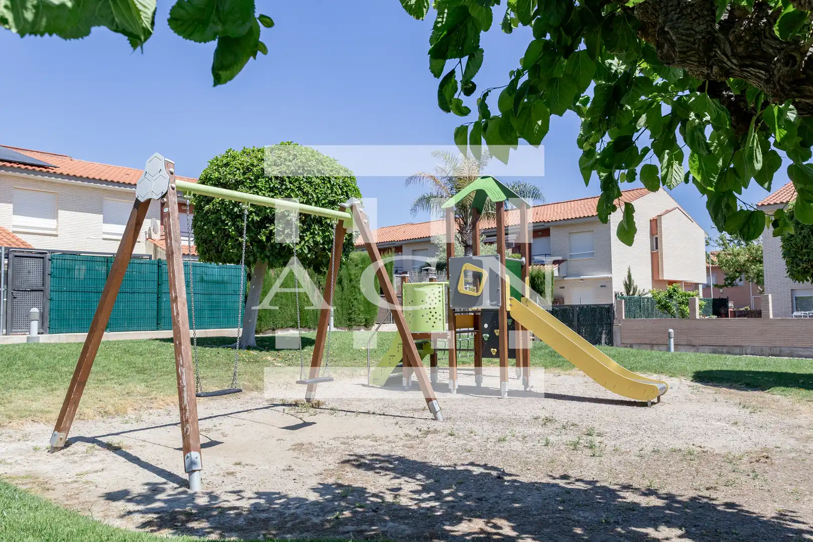Garten von Einfamilien-Reihenhaus zum Verkauf in Cambrils mit Klimaanlage, Heizung und Privatgarten
