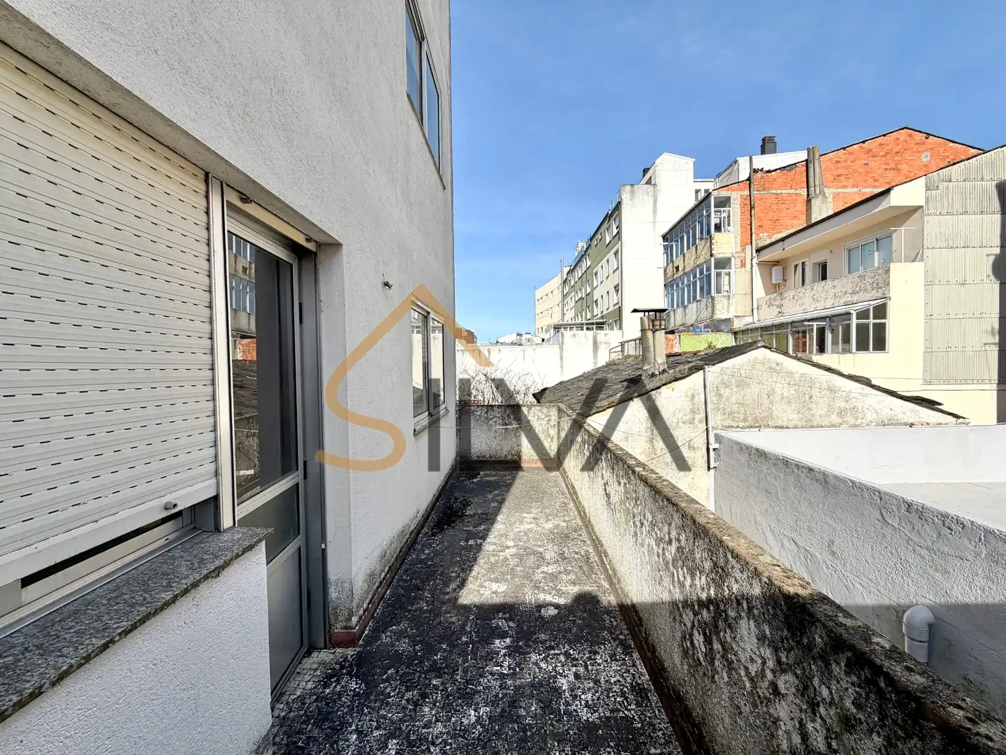 Exterior view of Buildings for sale in Lugo  with Alarm