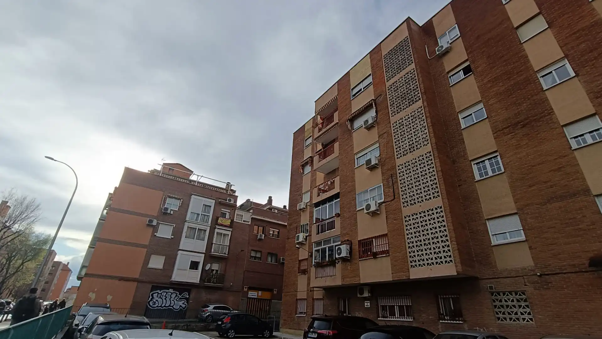 Vista exterior de Pis en venda en Madrid amb Calefacció, Traster i Moblat
