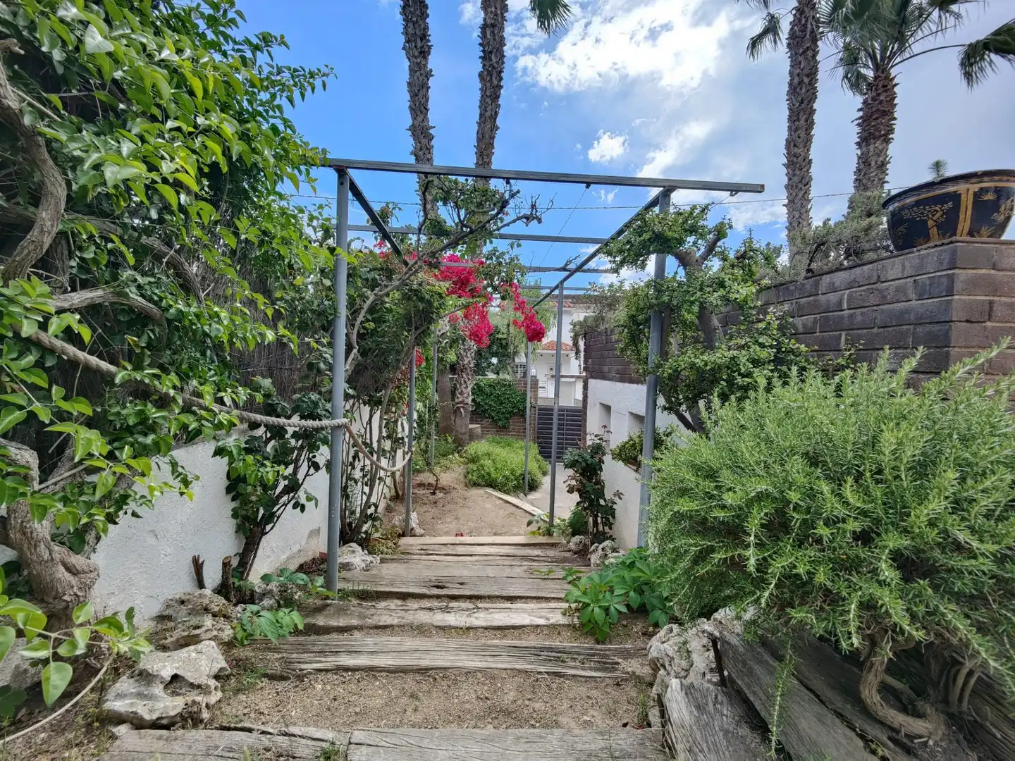 Jardí de Casa o xalet en venda en Cunit amb Calefacció, Jardí privat i Piscina