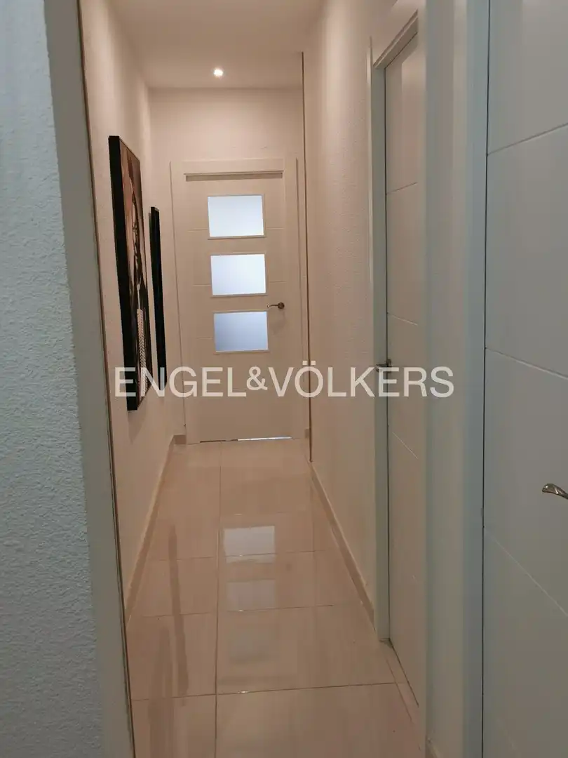 Flat for rent in Valencia  with Air Conditioner and Heating