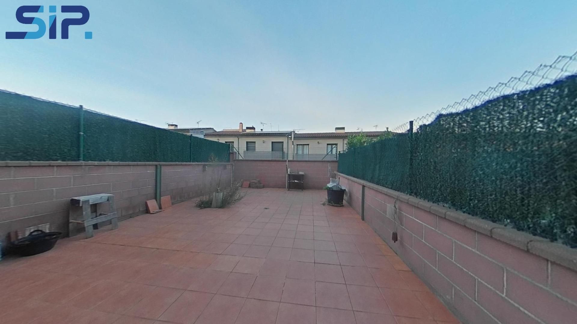 Terrassa de Casa adosada en venda en Avinyonet del Penedès amb Aire condicionat, Calefacció i Jardí privat