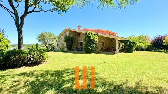 Finca rústica en Venta en Rúa Marola, 14 en Dexo  -Lorbé