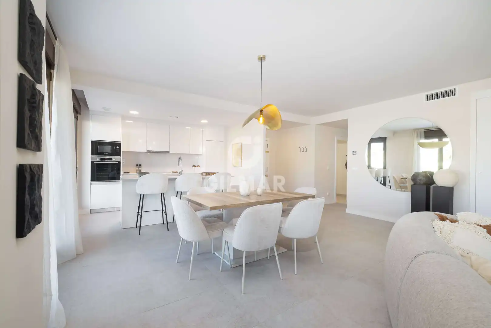 Comedor de Ático en venta en Estepona con Calefacción, Trastero y Piscina
