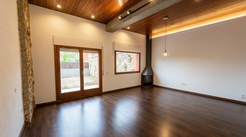 Foto 3 de Piso en venta en Carrer de Domènec Serrabou, Sant Hipòlit de Voltregà, Barcelona