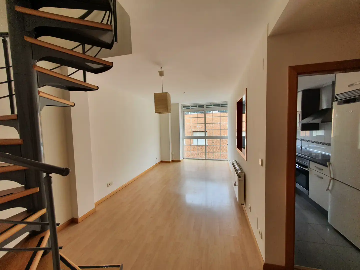 Sala de estar de Dúplex en venta en Madrid con Aire acondicionado, Calefacción y Parquet