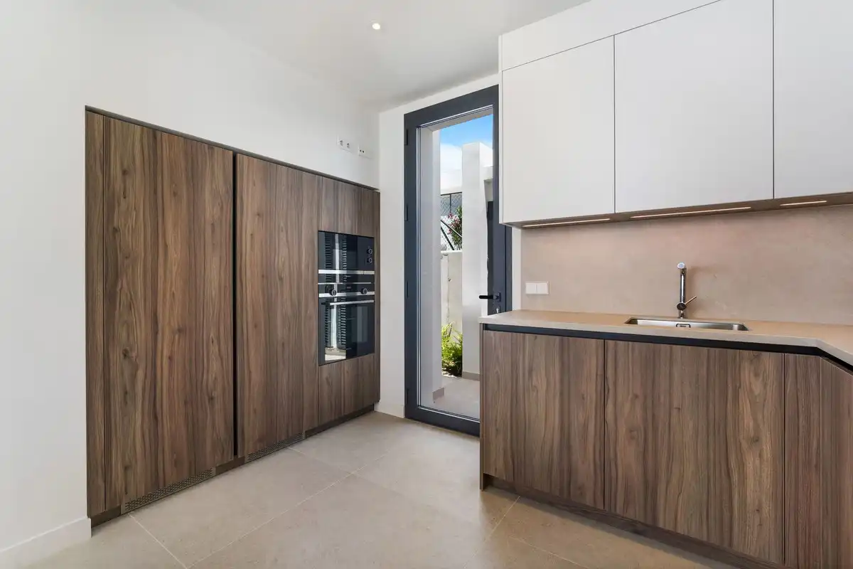 Cocina de Casa o chalet en venta en Marbella con Aire acondicionado, Jardín privado y Terraza