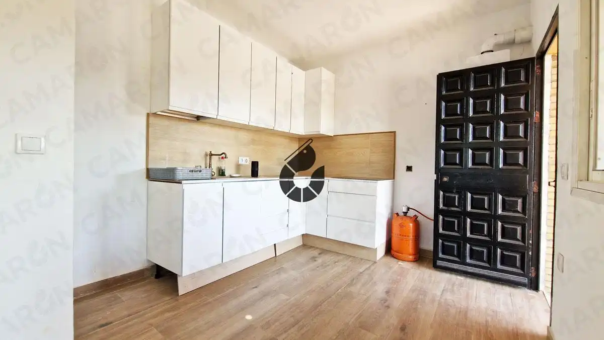 Casa con piscina en venta en Palomares del Río, imagen 4
