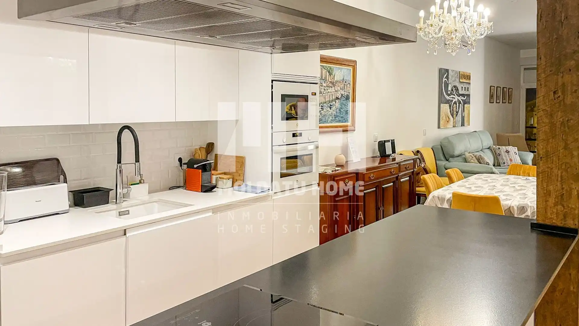 Kitchen of Flat for sale in Donostia - San Sebastián   with Air Conditioner, Heating and Storage room